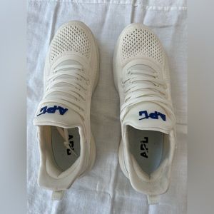 APL Techloom Tracer Knit Training Shoe (Women’s) Pristine/Cobalt Size 8.5W